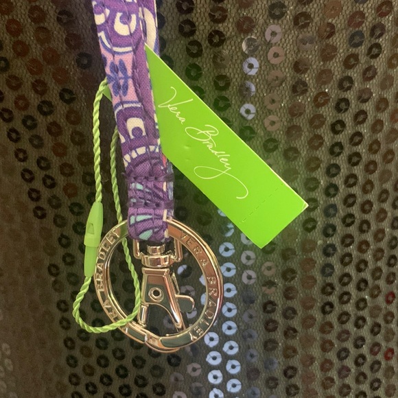 Vera Bradley Accessories - Vera Bradley breakaway lanyard/ card holder ID holder